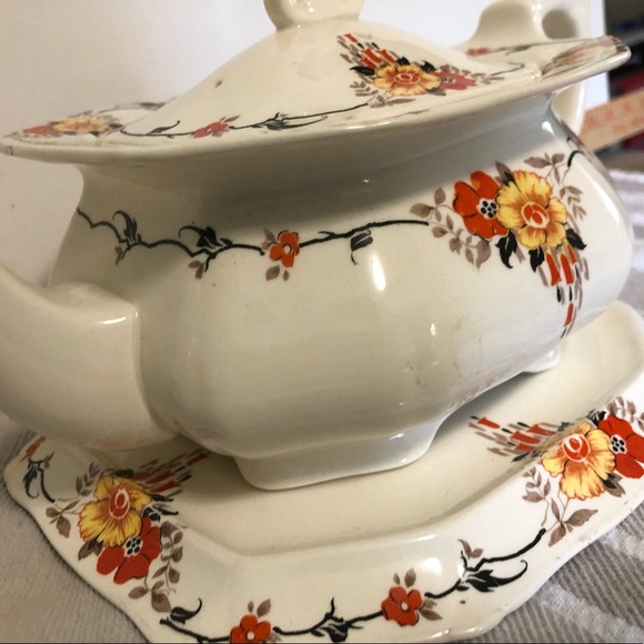 1930s Alfred Meakin Harmony shape teapot - Picture 3 of 8